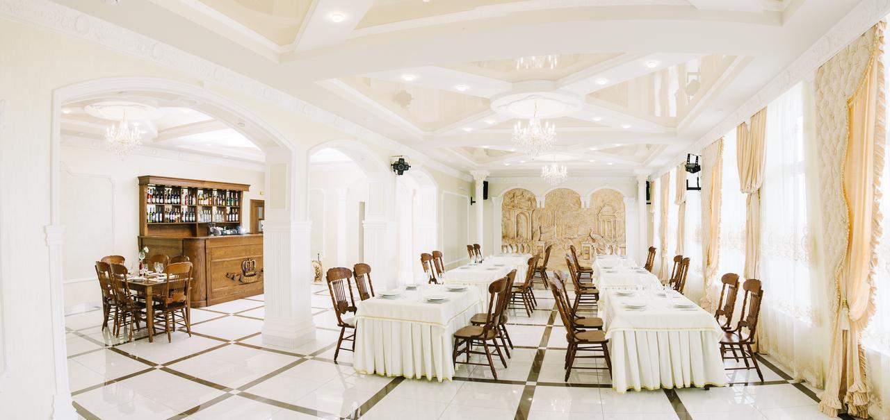 Hotel Korona Kolybayevka Zewnętrze zdjęcie
