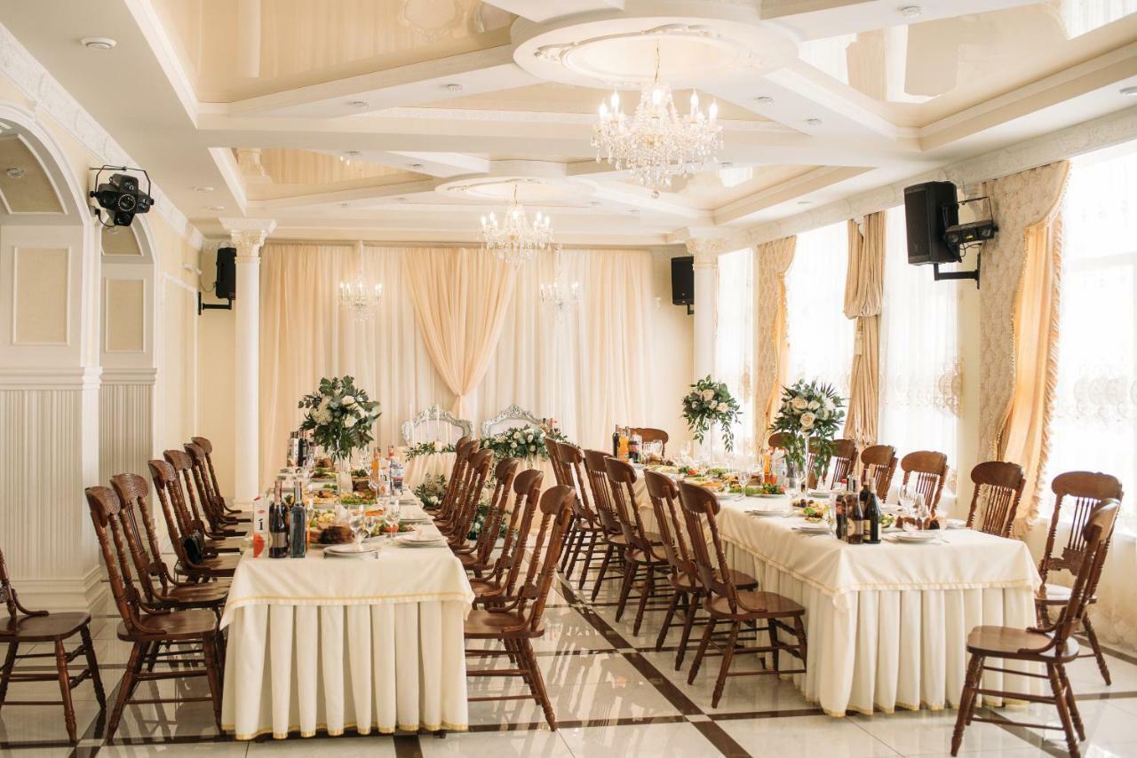 Hotel Korona Kolybayevka Zewnętrze zdjęcie