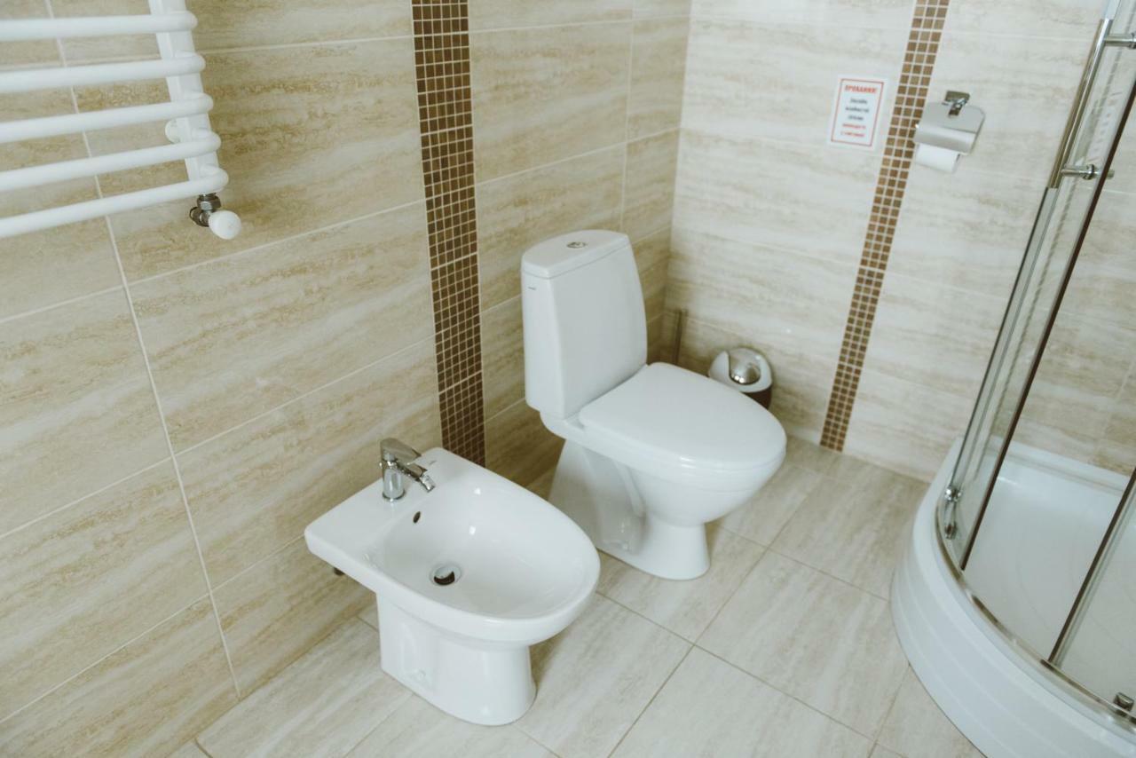 Hotel Korona Kolybayevka Zewnętrze zdjęcie