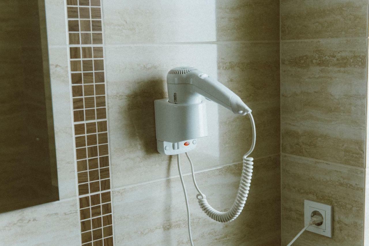 Hotel Korona Kolybayevka Zewnętrze zdjęcie