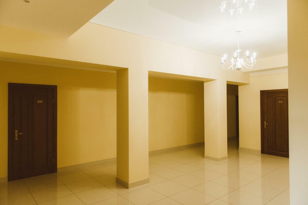 Hotel Korona Kolybayevka Zewnętrze zdjęcie