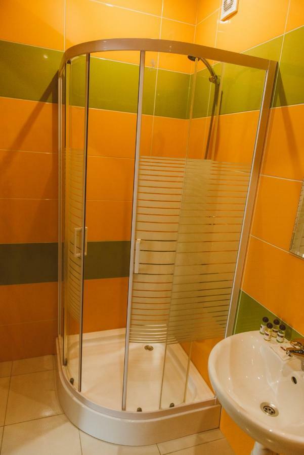 Hotel Korona Kolybayevka Zewnętrze zdjęcie