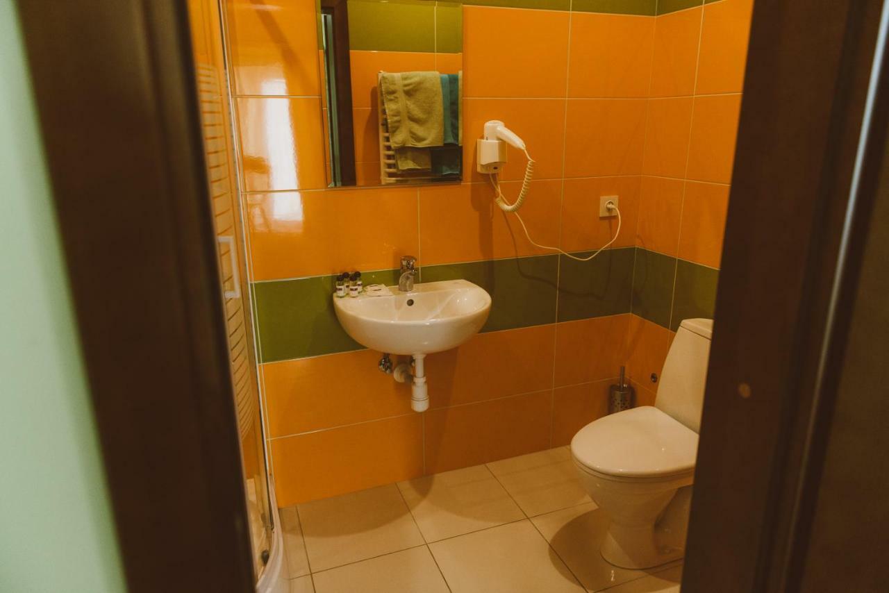 Hotel Korona Kolybayevka Zewnętrze zdjęcie